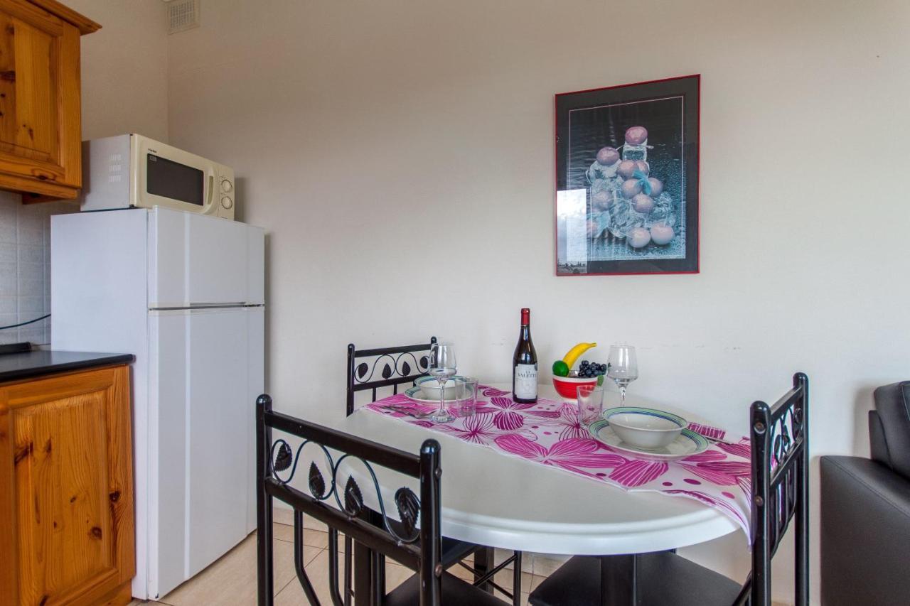 Pool And Sea Merill Apartments - Happy Rentals Mellieħa Exterior foto